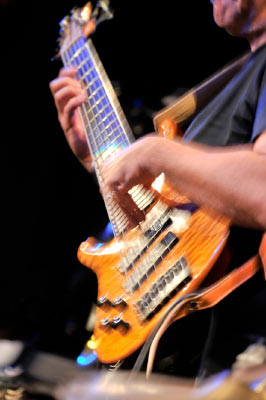 yellowjackets083